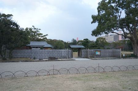 UKB02_022.jpg